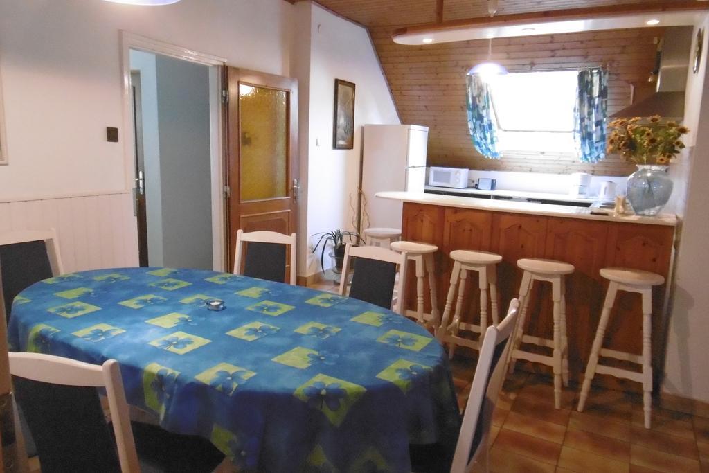 Panorama Vendeghaz Apartment Balatonszepezd Ruang foto