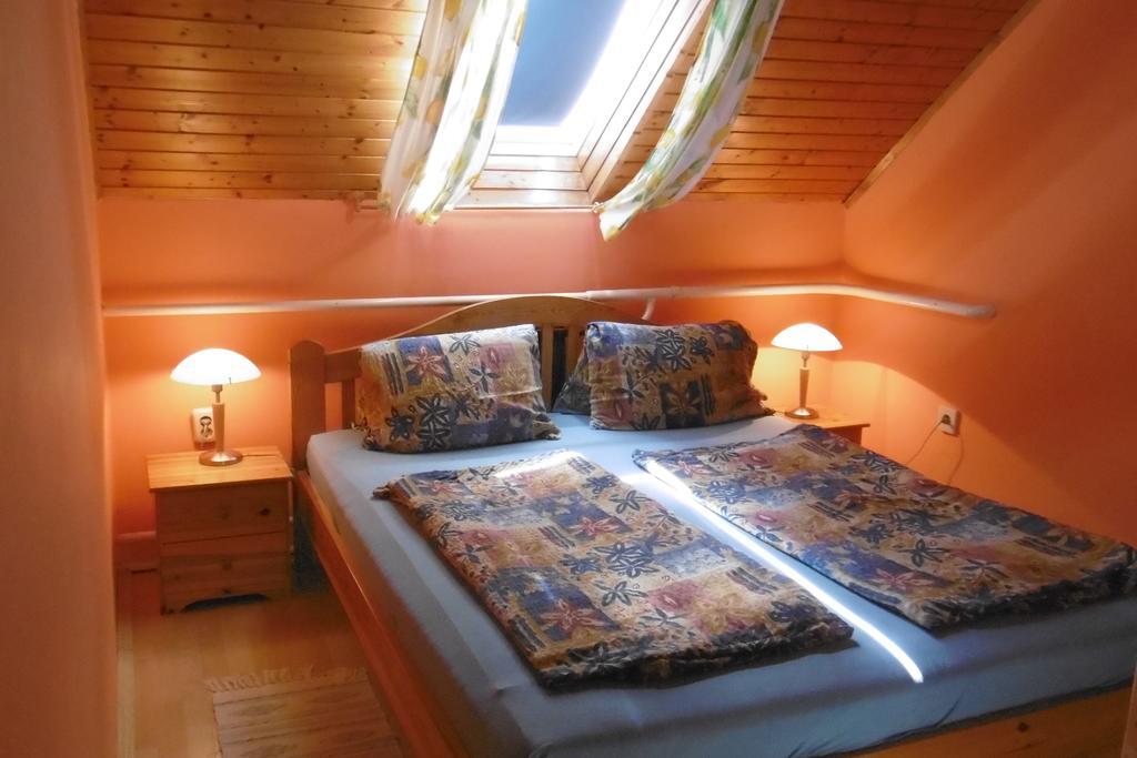 Panorama Vendeghaz Apartment Balatonszepezd Ruang foto